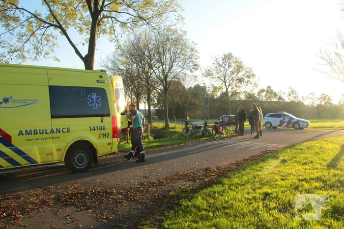 Automobilist ziet fietser over het hoofd
