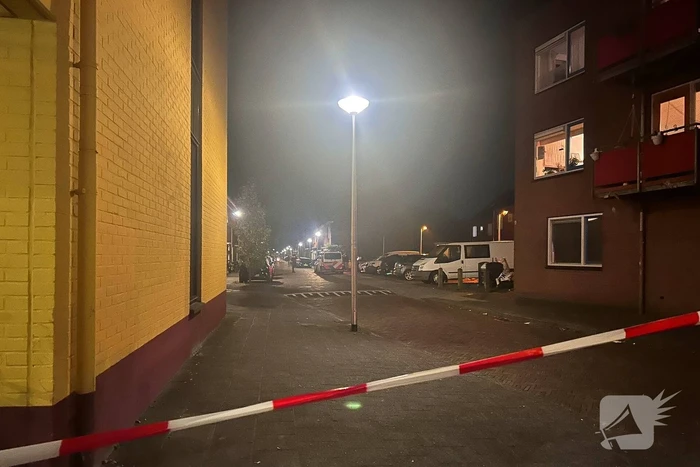 Straat afgesloten na steekincident