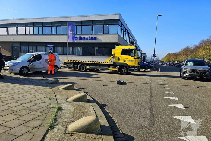 Gewonde bij aanrijding tussen twee voertuigen