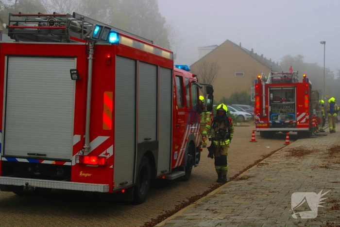 Veel rookontwikkeling bij brand in woning