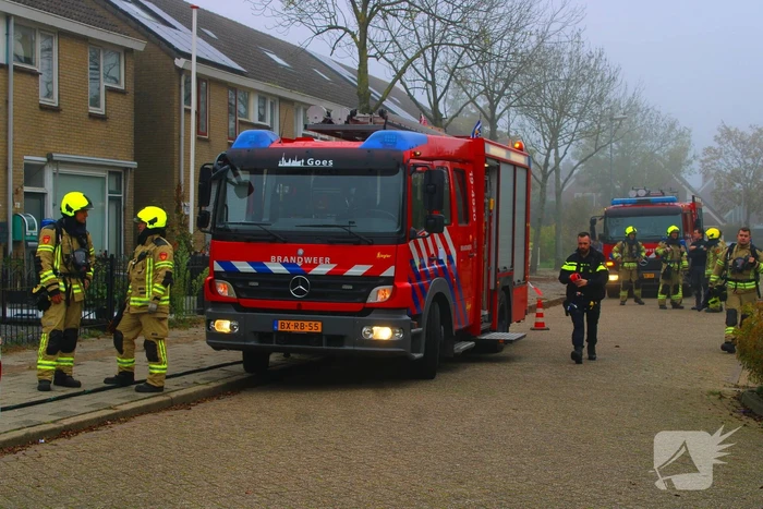 Veel rookontwikkeling bij brand in woning