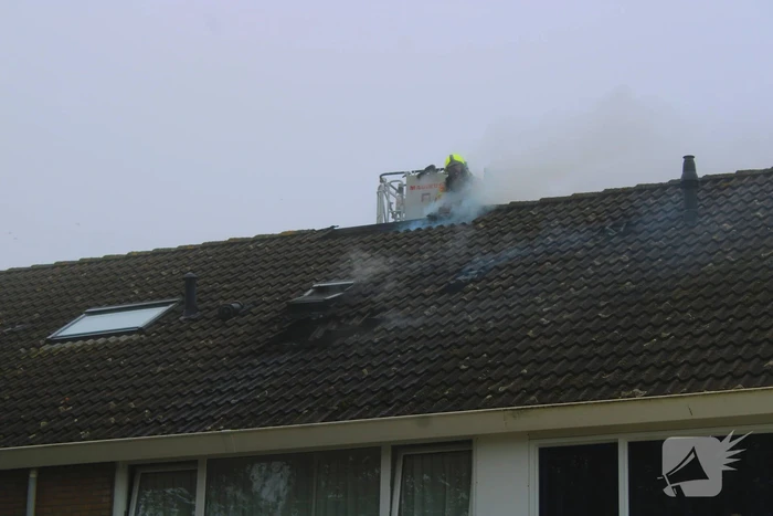 Veel rookontwikkeling bij brand in woning