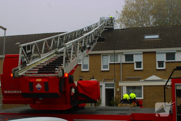Veel rookontwikkeling bij brand in woning