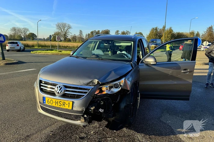 Fikse schade bij aanrijding tussen twee voertuigen