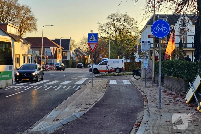 Aanrijding op nieuwe rotonde