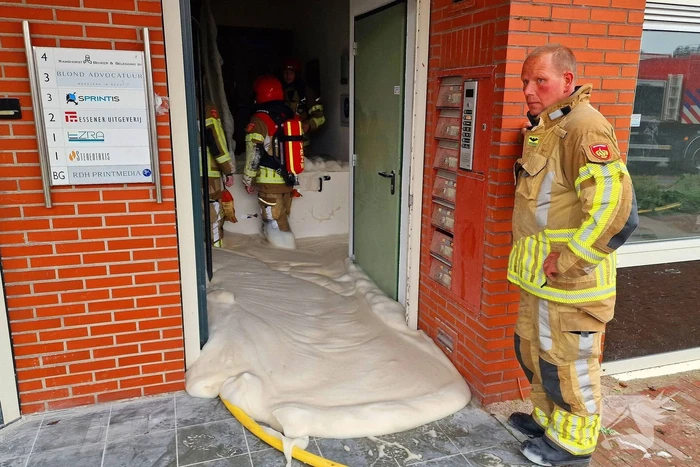 Brand tijdens werkzaamheden in bedrijfsgebouw