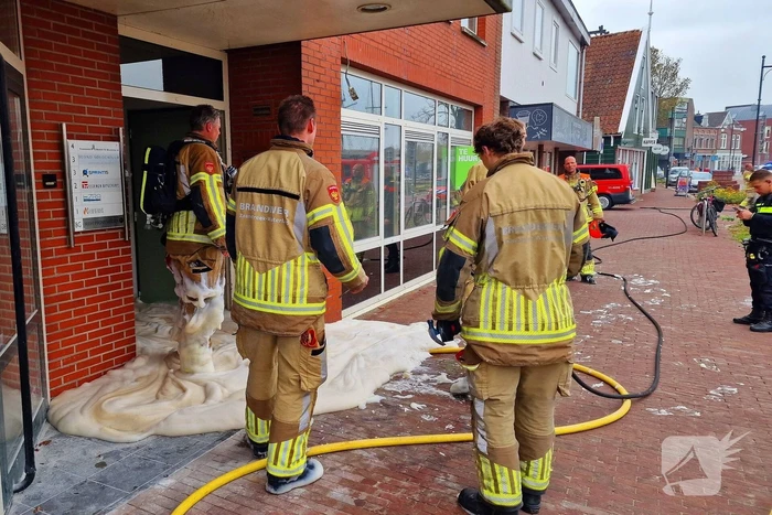 Brand tijdens werkzaamheden in bedrijfsgebouw