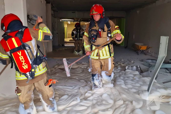 Brand tijdens werkzaamheden in bedrijfsgebouw