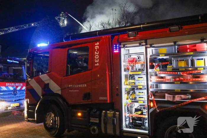 Bewoner overleden bij uitslaande brand in rijtjeshuis