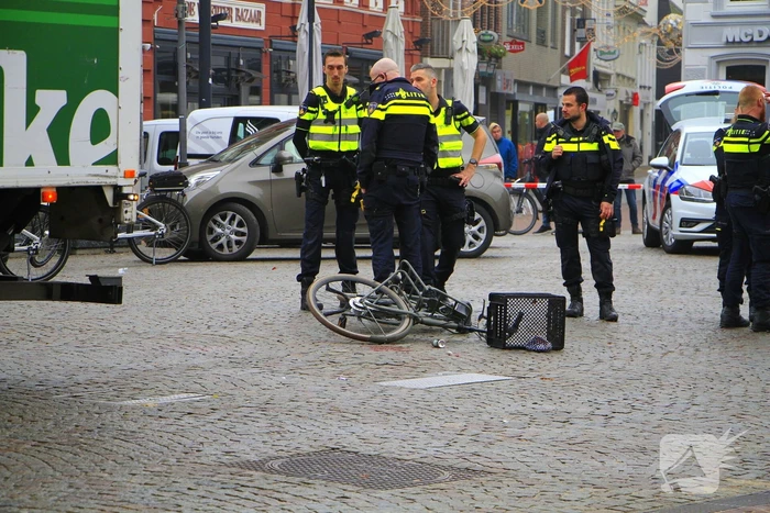 Meisje ernstig gewond bij aanrijding, traumateam opgeroepen