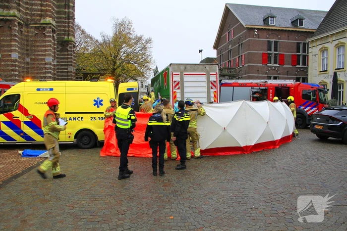Meisje ernstig gewond bij aanrijding, traumateam opgeroepen