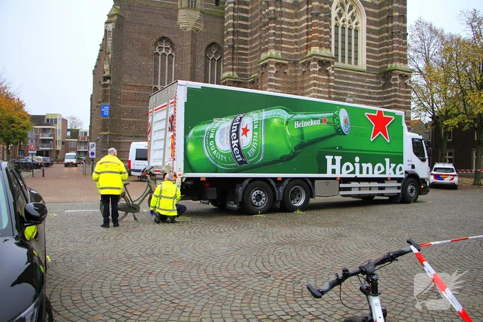 Meisje ernstig gewond bij aanrijding, traumateam opgeroepen