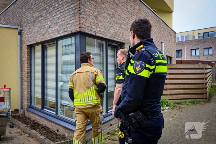Brandweer sloopt keuken na brand in afzuigkap