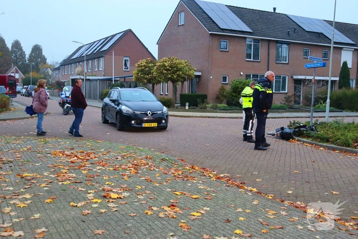 Fietser gewond bij botsing met auto