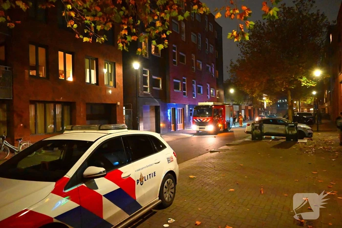 Brandweer doet onderzoek naar vreemde lucht