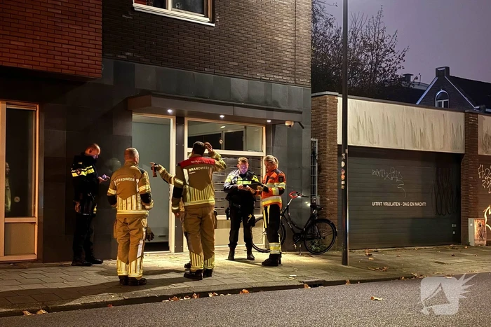 Brandweer doet onderzoek naar vreemde lucht