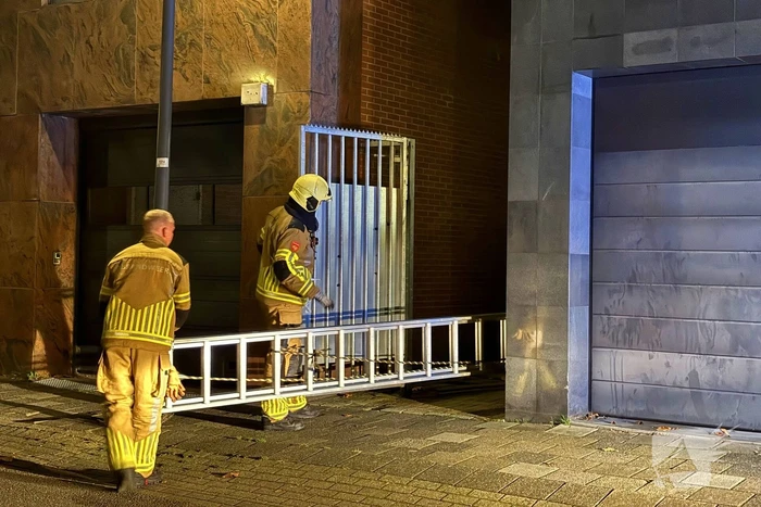 Brandweer doet onderzoek naar vreemde lucht