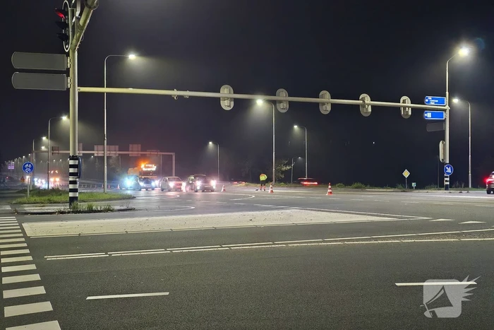Betonwagen verliest lading