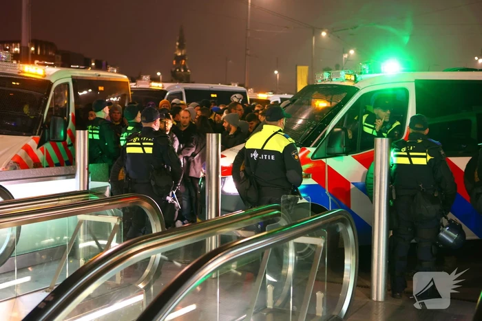 Honderden Maccabi-fans opweg naar ArenA