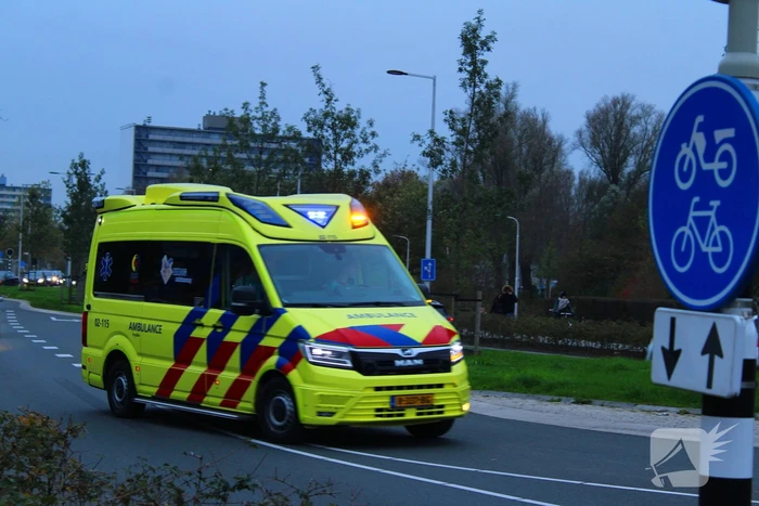 Traumateam ingezet voor medische noodsituatie in portiekwoning