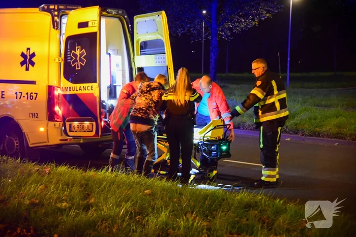 Persoon uit water gehaald, brandweer zoekt tevergeefs naar spullen