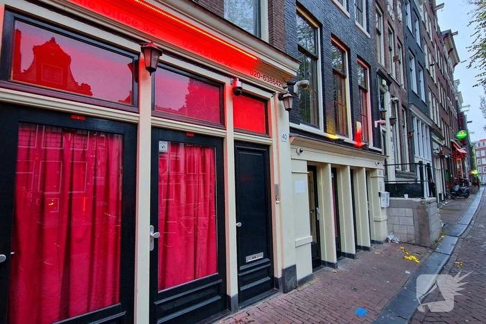 Politie plaatst hologram van vermoorde sekswerker (19) in peeskamer op Wallen
