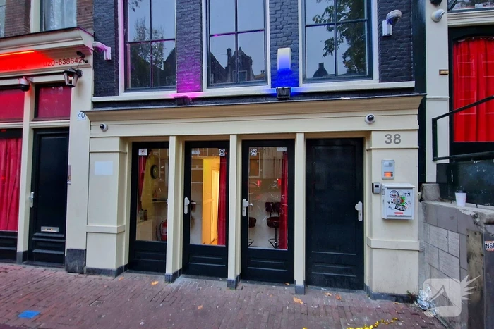 Politie plaatst hologram van vermoorde sekswerker (19) in peeskamer op Wallen