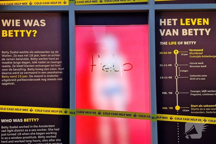 Politie plaatst hologram van vermoorde sekswerker (19) in peeskamer op Wallen