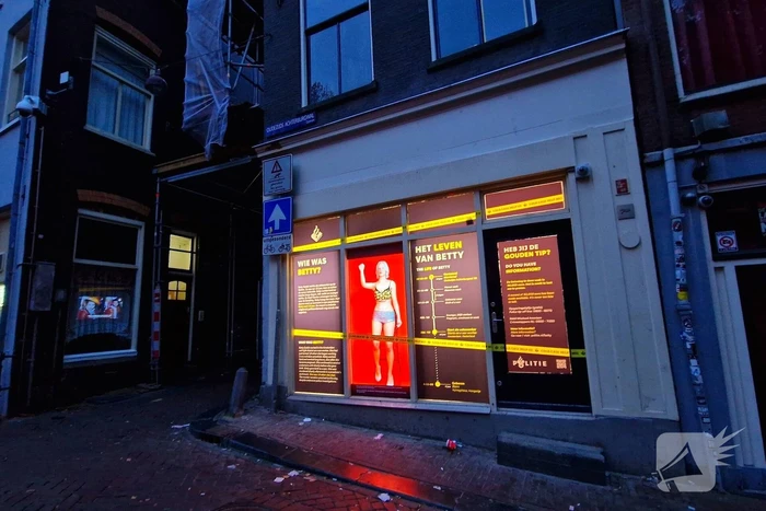 Politie plaatst hologram van vermoorde sekswerker (19) in peeskamer op Wallen
