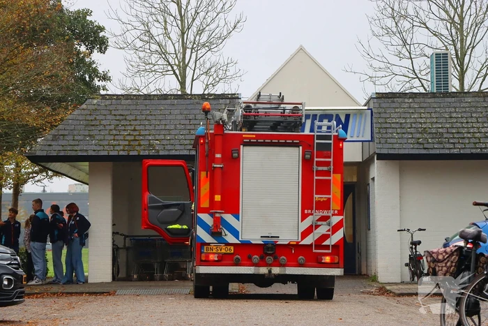 Winkel ontruimd na melding van gaslucht