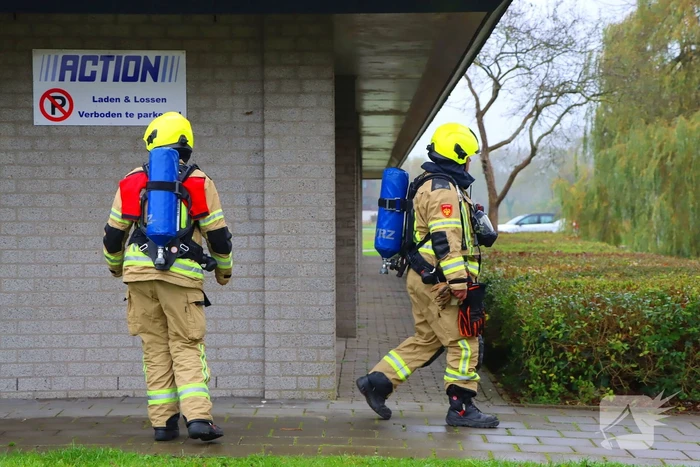 Winkel ontruimd na melding van gaslucht