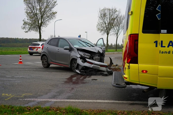 Ravage en drie gewonden bij aanrijding op beruchte kruising