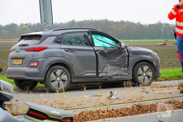 Ravage en drie gewonden bij aanrijding op beruchte kruising
