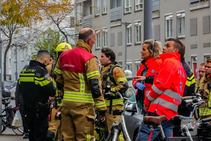Veel zwarte rook in woning, kind nagekeken