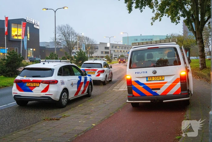 Brommerrijder vlucht na aanrijding