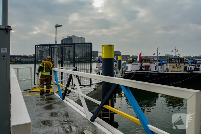 brand maashavenkade rotterdam