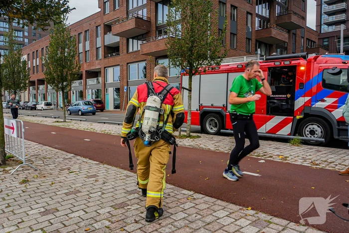 Brandende houtkachel zorgt voor melding scheepsbrand