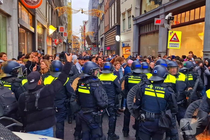 Politie grijpt in bij verboden demonstratie