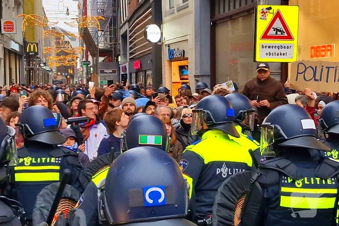 Politie grijpt in bij verboden demonstratie
