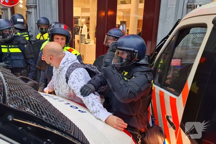 Politie grijpt in bij verboden demonstratie
