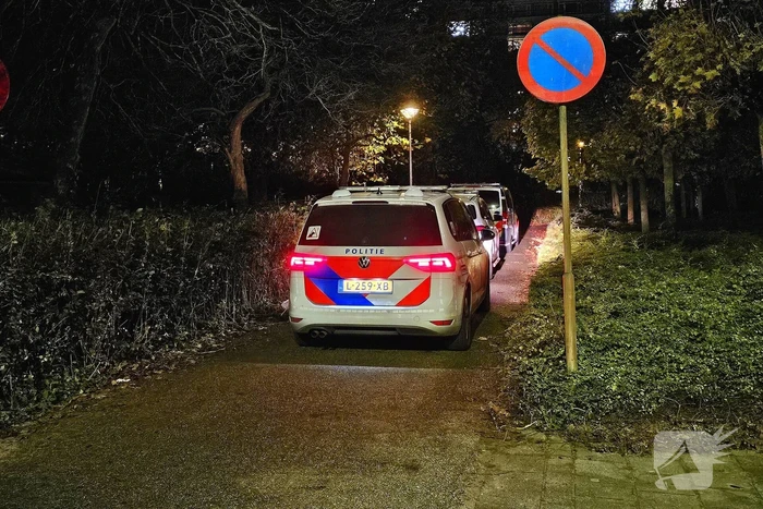 Politie start onderzoek naar melding steekpartij