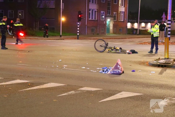 Fietser geschept door automobilist