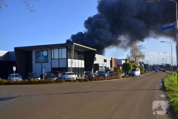 Hulpdiensten groots ingezet voor brand