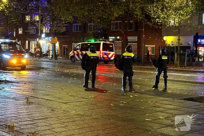Tram in brand gestoken bij rellen