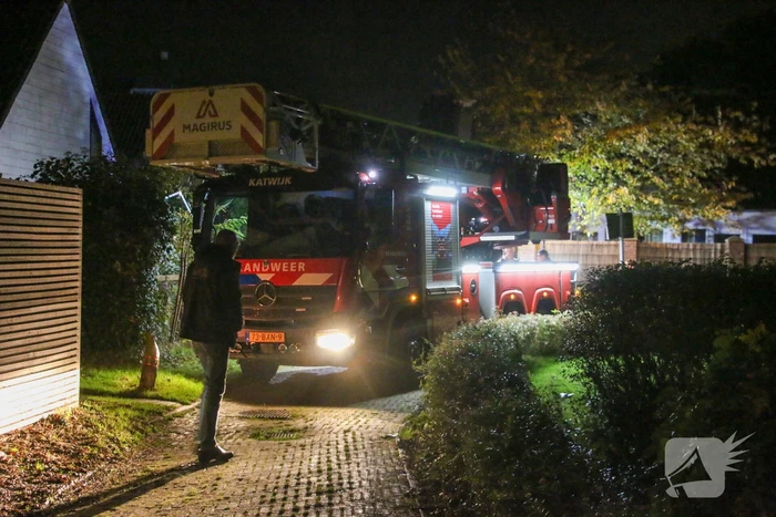 Brand in schoorsteen van woning op bungalowpark