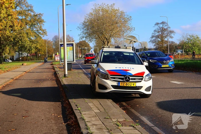 Scooterrijder door automobilist geschept