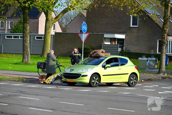 Fietser geschept op oversteekplaats