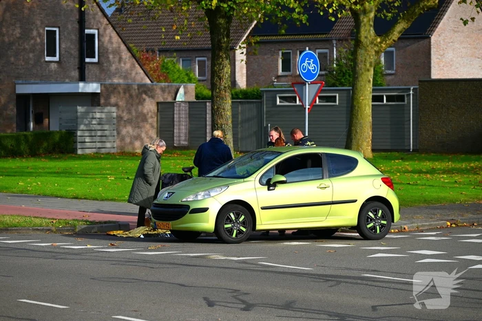 Fietser geschept op oversteekplaats