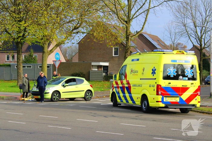 Fietser geschept op oversteekplaats