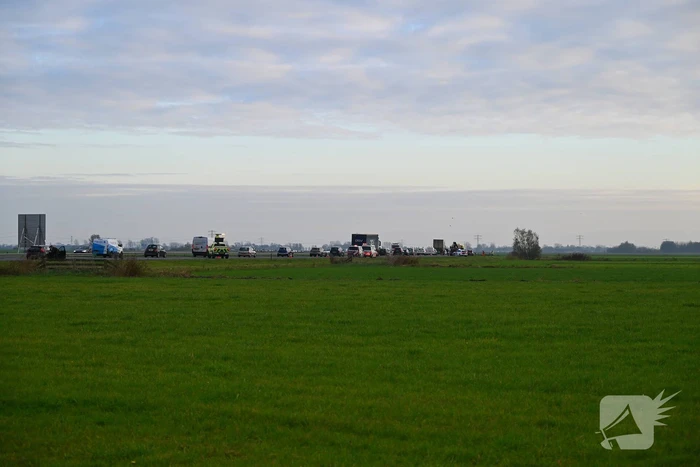 Auto in sloot na ongeval